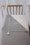 Hand Embroidered 4-Layer Muslin Grey/White