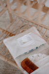 WET WIPES & CLOTH BAG - STRAWBERRY